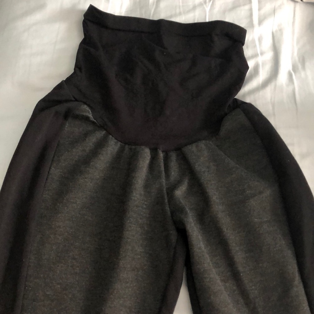 Jessica Simpson maternity pants - Small